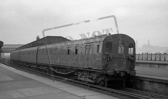 EMU 5105 1954 Clapham Junction