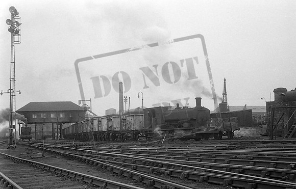 Lady Victoria Colliery Yard 1968-04-15