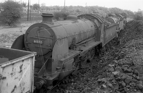 30502 1962-11-04 Feltham