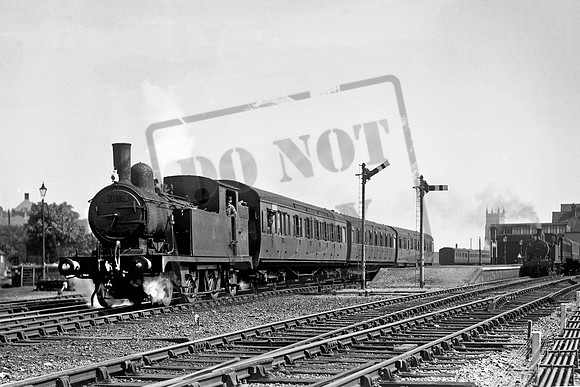 67162 1950-05 Cromer Beach