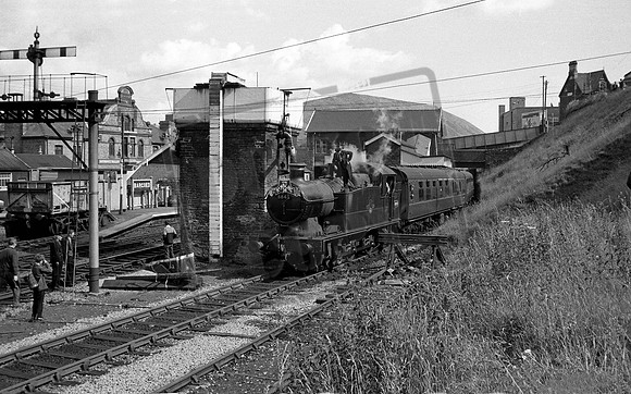 6643 1965-07-31 Bargoed