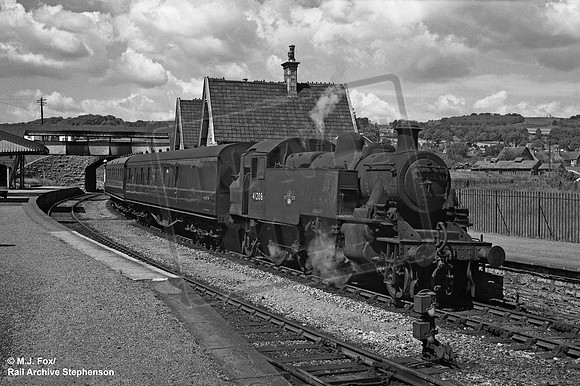 41208 1962-06-16 Wells Priory Road