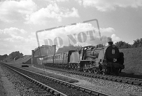 31799 1949-09 Battledown Viaduct