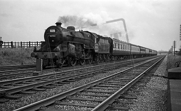 42704 1961-09-30 Dowbridge