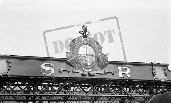 SR sign 1950s Charing Cross