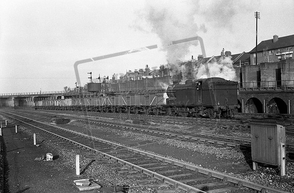 69555 1950s Harringay West