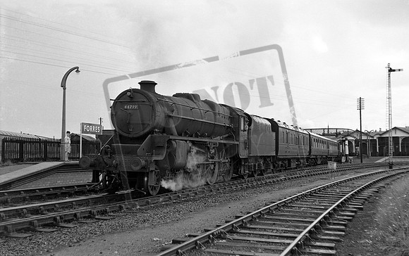 44799 1960s Forres
