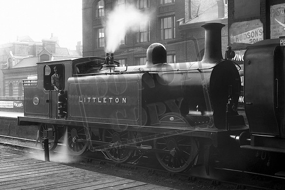 LBSC 565 1903 London Bridge