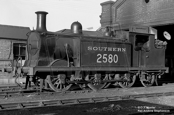 2580 1935-10-23 Tunbridge Wells West