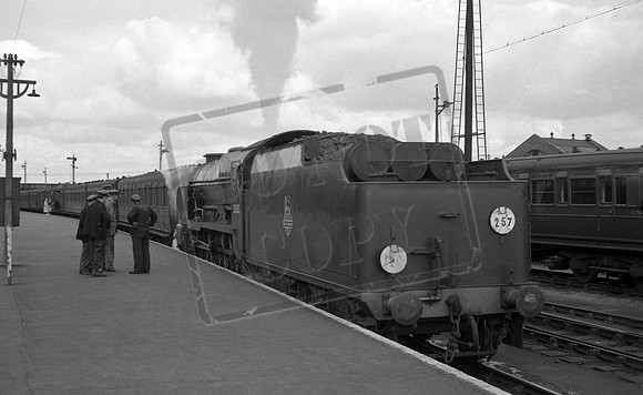 30850 1954-09-05 Eastleigh