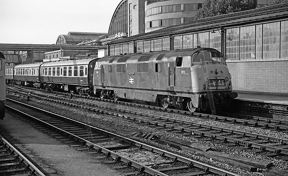828 1970-08-08 Kensington Olympia