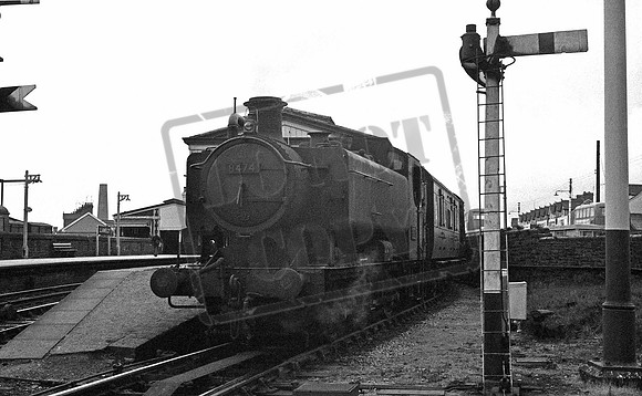 8474 1960s Llanelly