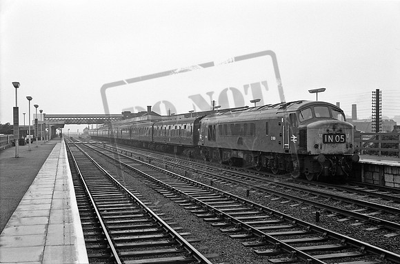 D169 1967-07-14 Wakefield Westgate