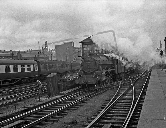 44709 1958-04-29 Leeds City Wellington