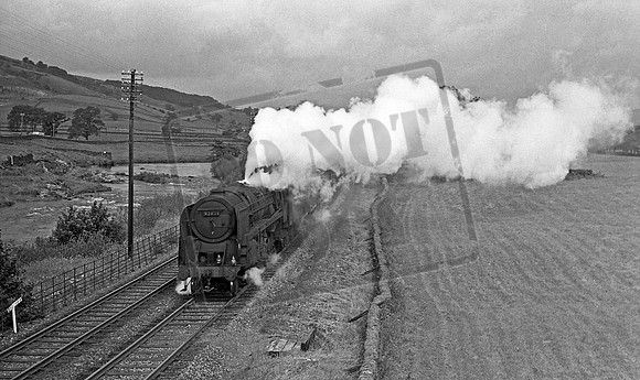 92071 1966 Helwith Bridge