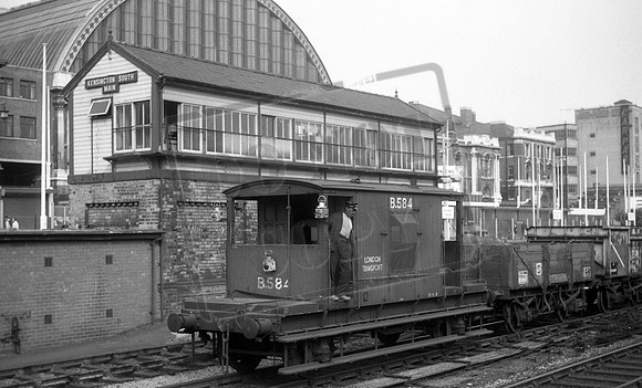 LT Brakevan 1970-06-01 Kensington Olympia