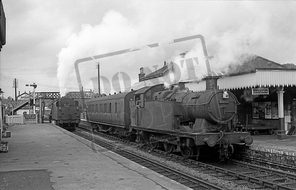 5604 1962 Llandovery