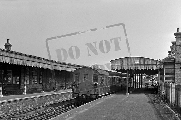 EMU 5731 1963 Selsdon