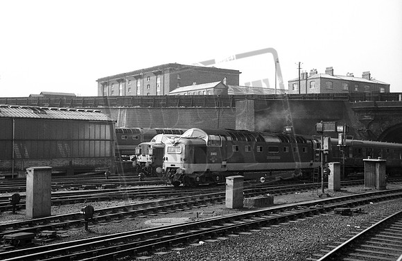 D9012 1964-06-20 Kings Cross