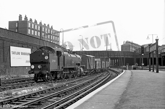 31918 1960c Clapham Junction