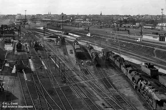 Shed 1961-09-21 Caen
