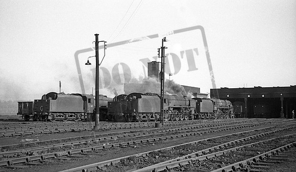 92154 44831 92022 1967 Speke Junction shed