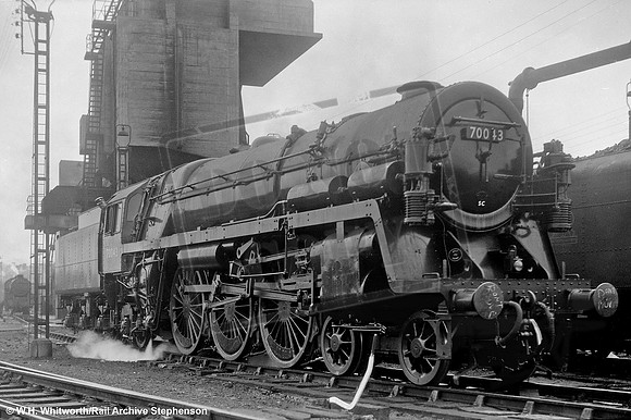 70043 1953-06 Crewe North