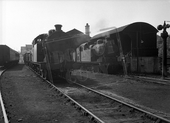 69691 69695 1956-05-21 Upminster