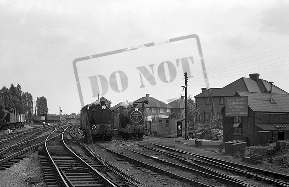 69693 69695 1959-08-12 Enfield