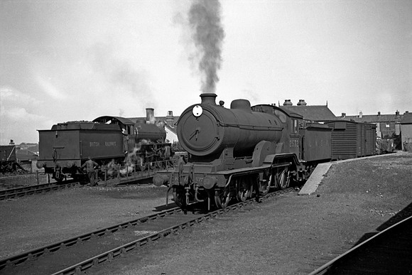 2572 1948 Walton-on-Naze