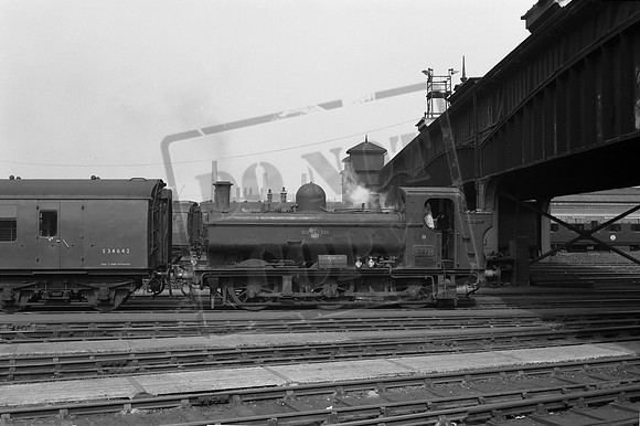 9770 1960s Clapham Junction