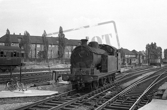 69715 1959-08-12 Enfield