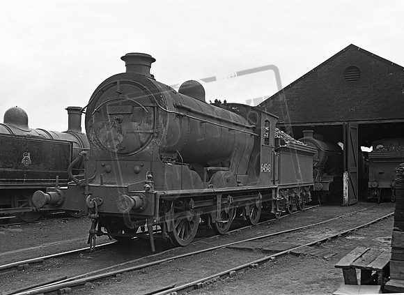 64543 1953 Seafield shed