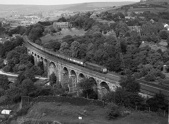451xx 1984-07-21 Saddleworth Viaduct