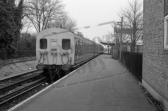 EMU 4631 1970s Shepperton