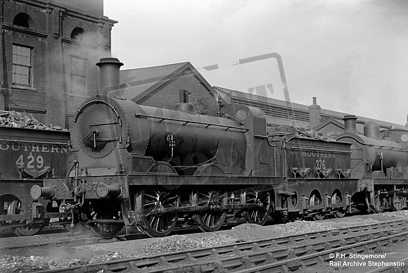 A376 1920s Bricklayers Arms