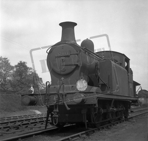 32413 1956-05-26 Norwood