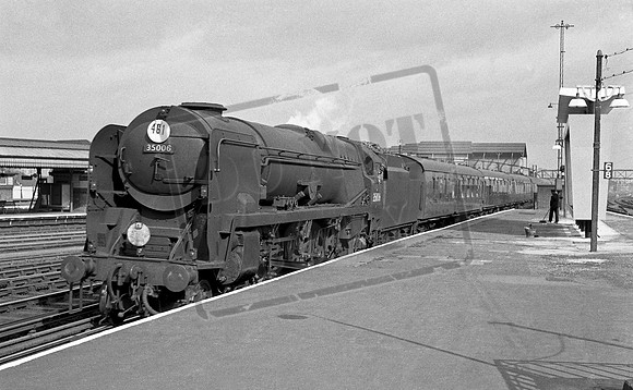 35006 1964 Clapham Junction