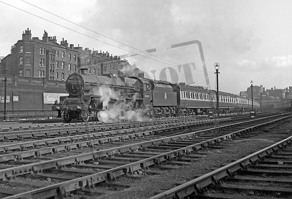 45688 1950s Camden Bank