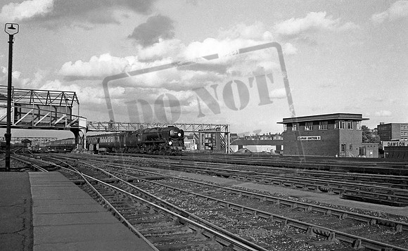 34052 1966-09-02 Clapham Junction