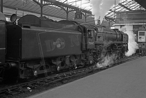 70042 1960s London Euston
