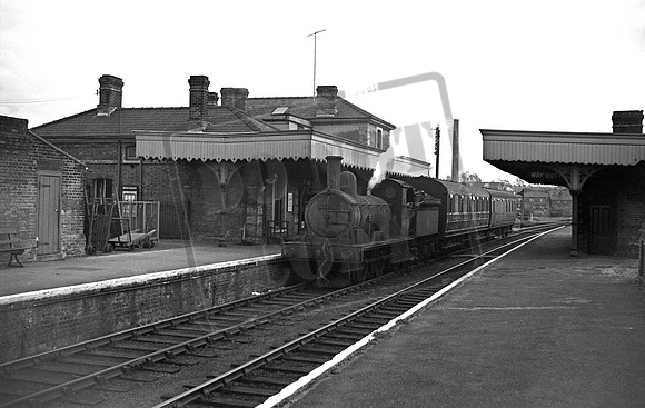 65478 1950s Braintree