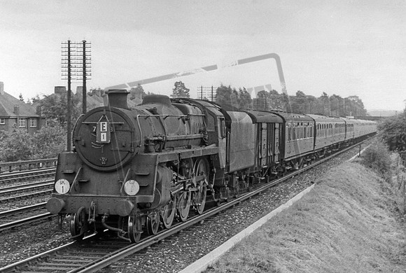 73083 1959-07-12 Petts Wood Station