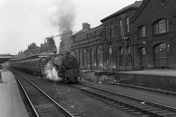 44757 1950s Derby