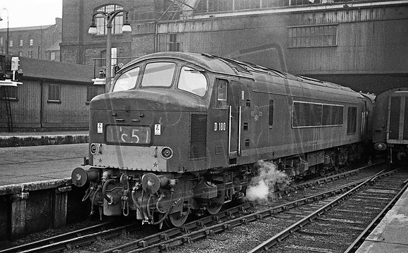 D180 1962-12-20 London Kings Cross