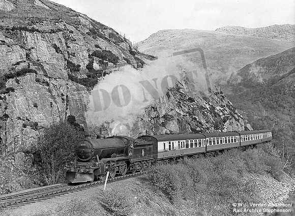 61774 1956-05 Glenfinnan