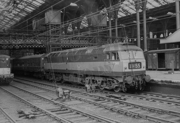 D1563 1965-04-28 Liverpool Street