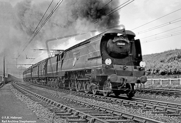34059 1949 Brentwood bank