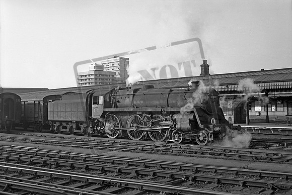 73037 1960s Clapham Junction