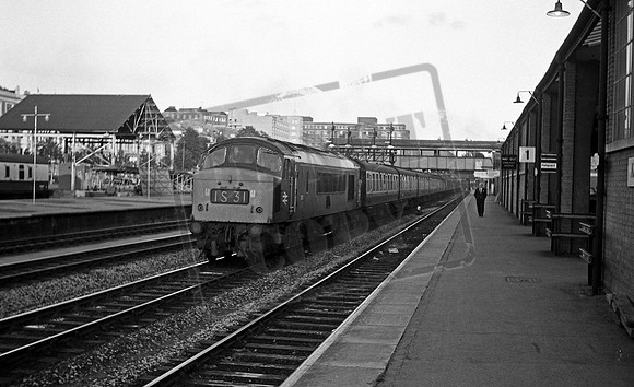 Dx8 1969-06-21 Kensington Olympia on Newhaven Not D18 as it appears to be as the headcode box is incorrect comments -Stirling-ROneg-1312-591